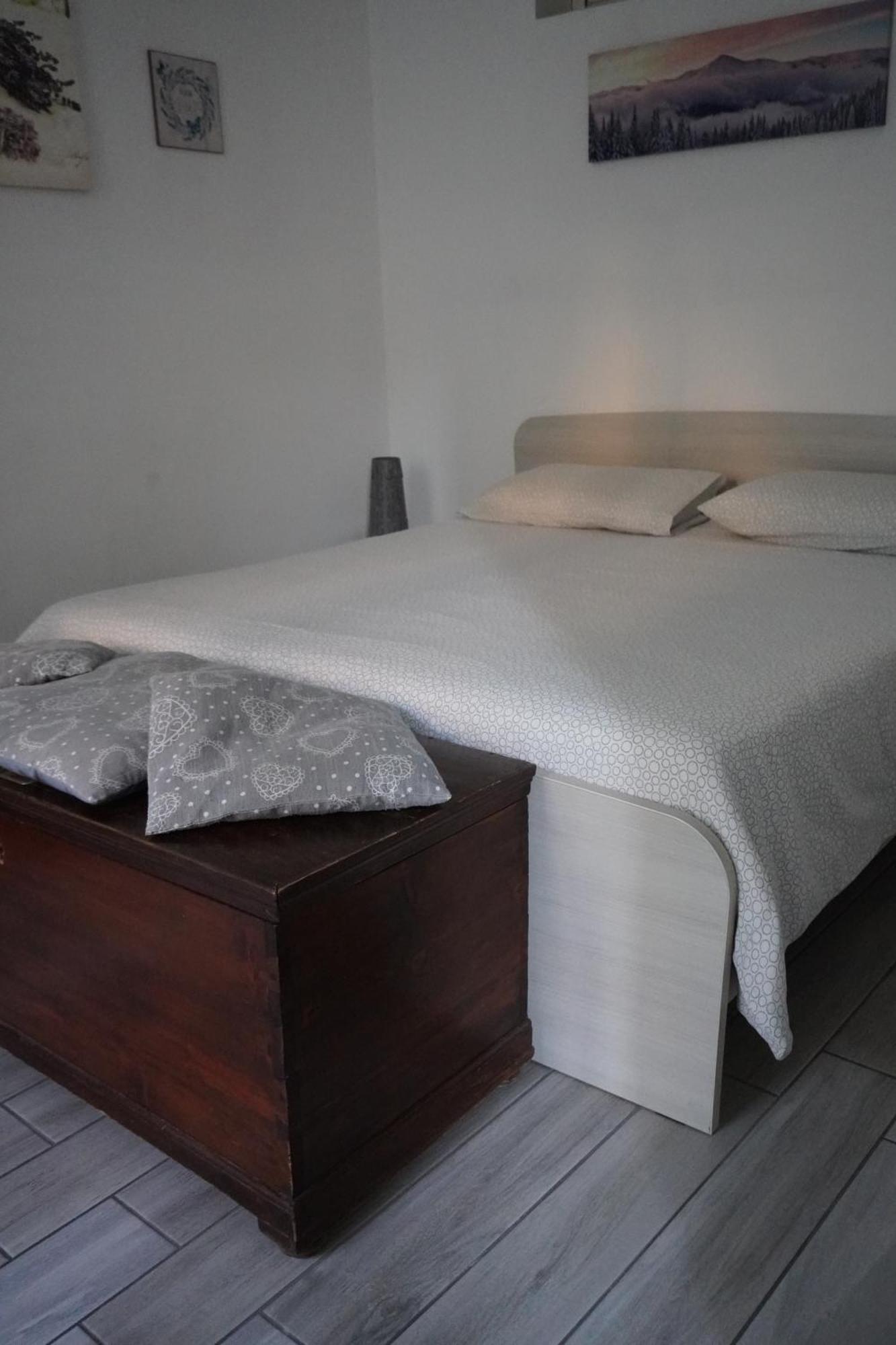 Le Bon Bon Apartment